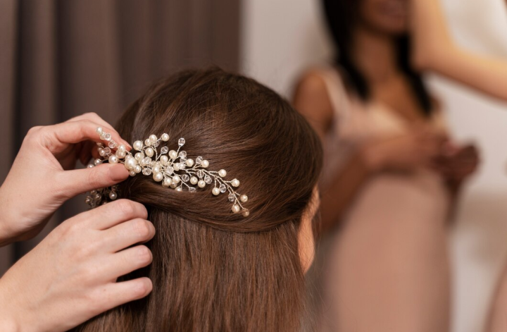 How to Tie in Your Trendy Hair Tinsel to Ensure It Stays Put